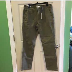 NWT LUCKY Olive/Green Chinos 32x32